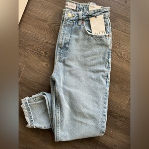 Zara Jeans, Classical Mom fit, light blue